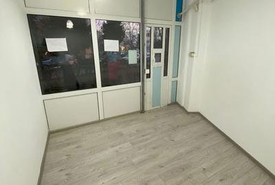 Spațiu comercial, de 8 mp, în Central - 7