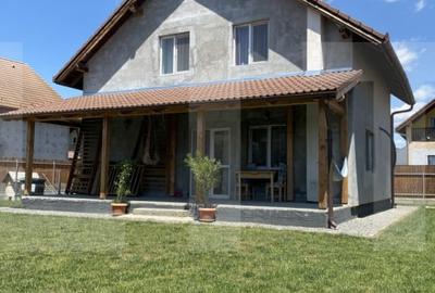 Vanzare sau schimb - Casa cu 4 camere, ideala pentru familie
