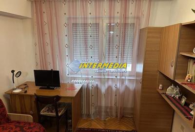 Apartament 3 camere decomandat etaj 3 Alba Iulia Apartament 3 camere decomandat etaj 3 Alba Iulia - 15