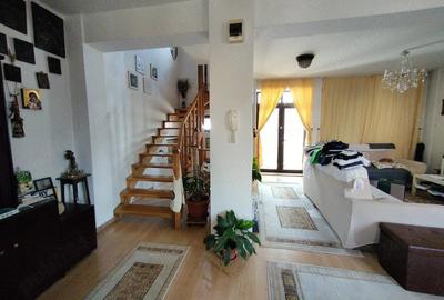 Casă cu 6 camere cu Teren 180 Mp în Băneasa - 1