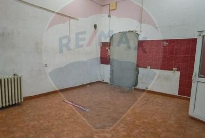 Spațiu comercial, de 40 mp, în Ultracentral