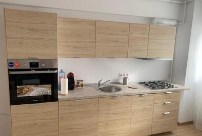 Apartament 3 camere, 2 bai, decomandat, 105 mp, zona 9 Mai, Ploiesti Apartament 3 camere, 2 bai, decomandat, 105 mp, zona 9 Mai, Ploiesti - 4