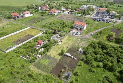 Teren de 906 mp, în Central - 10