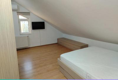 Apartament cu 3 camere decomandat în Independenței - 6