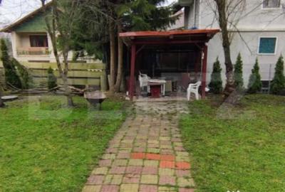 Casă cu 11 camere cu Teren 670 Mp în Predeal - 18