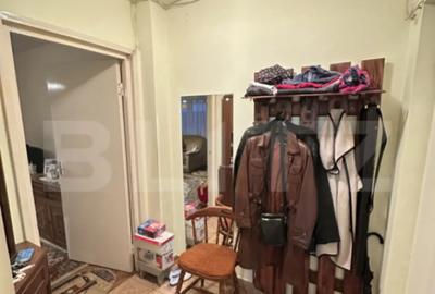 Apartament cu 4 camere semidecomandat, mobilat în Gojdu