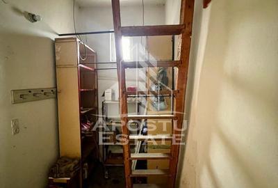 Casă cu 3 camere cu Canalizare în Central - 3