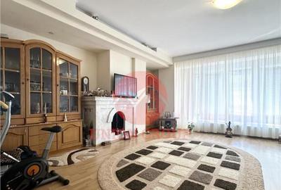 Casă cu 9 camere cu Canalizare în Faleza Nord - 7