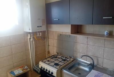 Apartament cu 2 camere semidecomandat în Dărmănești
