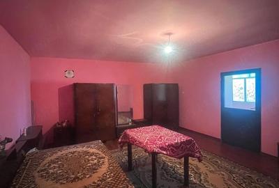 Casă cu 4 camere cu Teren 1430 Mp în Liebling