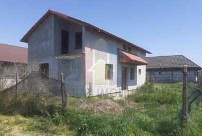 Casa P M, teren 300 mp, LA ROSU, Cazasu - 1