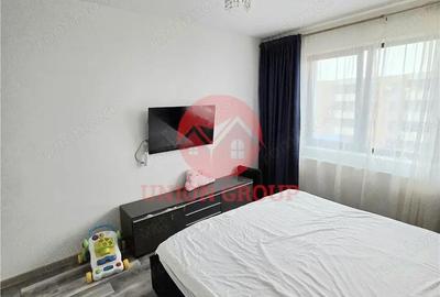 Apartament cu 3 camere decomandat, mobilat în Palazu Mare - 7