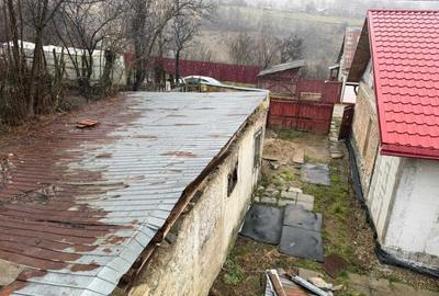 Casă cu 4 camere în Central - 2