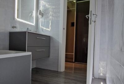 Studio 1 camera White Tower Mamaia - 8