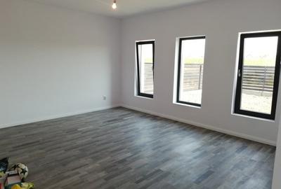 CASA INDIVIDUALA, 3 CAMERE,81 MP UTILI, 400MP TEREN, MIROSLAVA - 11