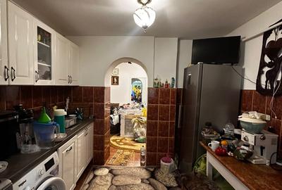 Apartament cu 3 camere decomandat, zona Frumoasa - 3