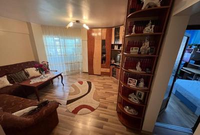Apartament 3 camere str Victoriei 73mp - 1