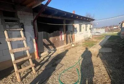 Casa de vanzare in Sangeorgiu de Mure? cu 1.030 m2 teren pre? negociabil - 1