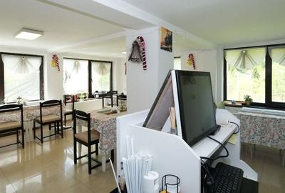 Pensiune la Cheia, moderna, functionala in totalitate, vedere mirifica (chirie) - 1