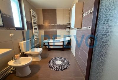 Casă cu 6 camere cu Canalizare în Târgu Trotuș - 12