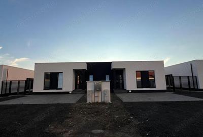 Casă cu 3 camere cu Teren 250 Mp în Central - 6