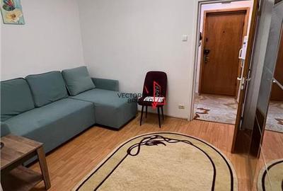 Garsonieră semidecomandată, mobilată în Titan