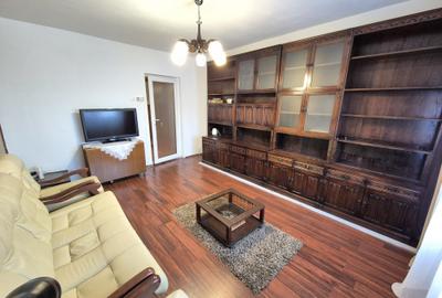 Inchiriere apartament 4 camere zona Tractorul la 2 minute de Mall Coresi - 3