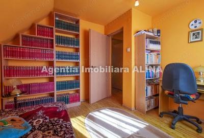 Casă cu 3 camere în Vulcan - 5