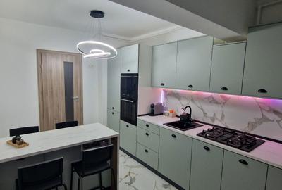 Apartament cu 3 camere decomandat în Central - 3