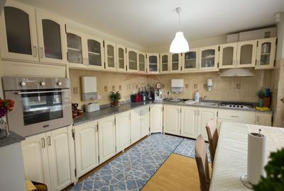Proprietate speciala de 340mp de vanzare - 58