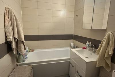 Apartament cu 2 camere semidecomandat, mobilat în 1 Mai - 4