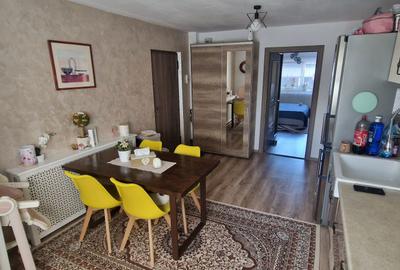 Apartament cu 3 camere decomandat în Gherla - 5