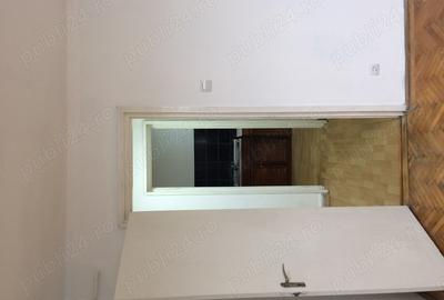 Apartament cu 2 camere decomandat în Micro 4 - 2