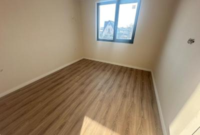 Casă individuală cu 5 camere cu Canalizare în Central - 7