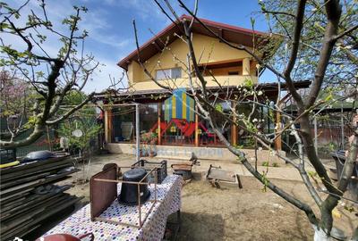 Casă cu 5 camere cu Teren 1387 Mp în Central - 4