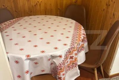 Apartament cu 3 camere decomandat, mobilat în Micro 16 - 1