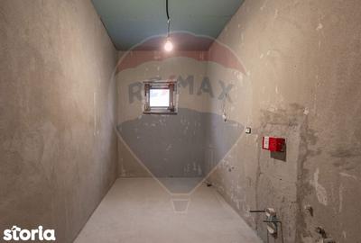 Casă cu 3 camere semidecomandat cu Teren 325 Mp în Sânmihaiu Român - 10