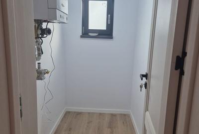 Casă cu 4 camere cu Teren 462 Mp în Central - 1