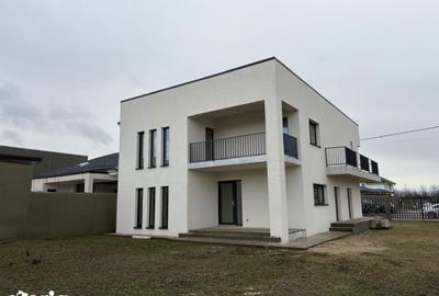 Casă cu 6 camere cu Teren 500 Mp în Cârcea - 7