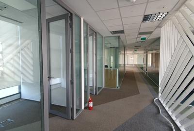 Birou, de 360 mp, în P-ța Muncii - 3