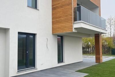 Casă individuală cu 5 camere în Corbeanca
