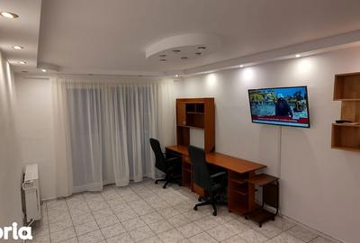 Apartament cu 2 camere decomandat în Tractorul - 8