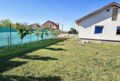 Casă cu 2 camere cu Teren 572 Mp în Gepiu - 6