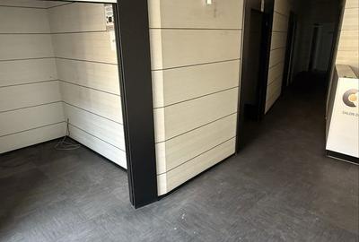 Spațiu comercial, de 77 mp, în Ultracentral - 6