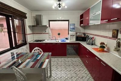 Casă cu 5 camere cu Teren 260 Mp în Central - 19