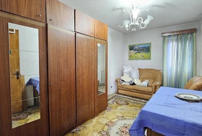 Apartament cu 3 camere decomandat în Războieni - 3