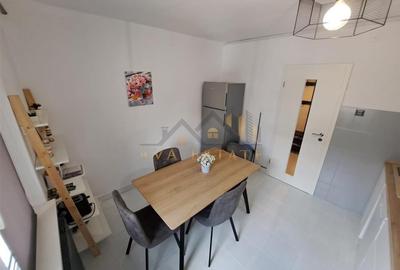 Apartament cu 3 camere, decomandat, et.2, 70 mp - Sopping City - 2