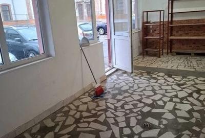Spațiu comercial, de 59 mp, în Central - 2