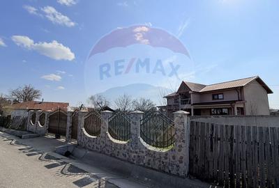 Casă cu 4 camere cu Teren 917 Mp în Nămoloasa - 14