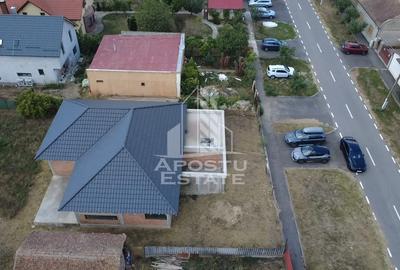 Casa individuala cu 4 camere si teren de 670 mp, Parta,  comision 0 - 2